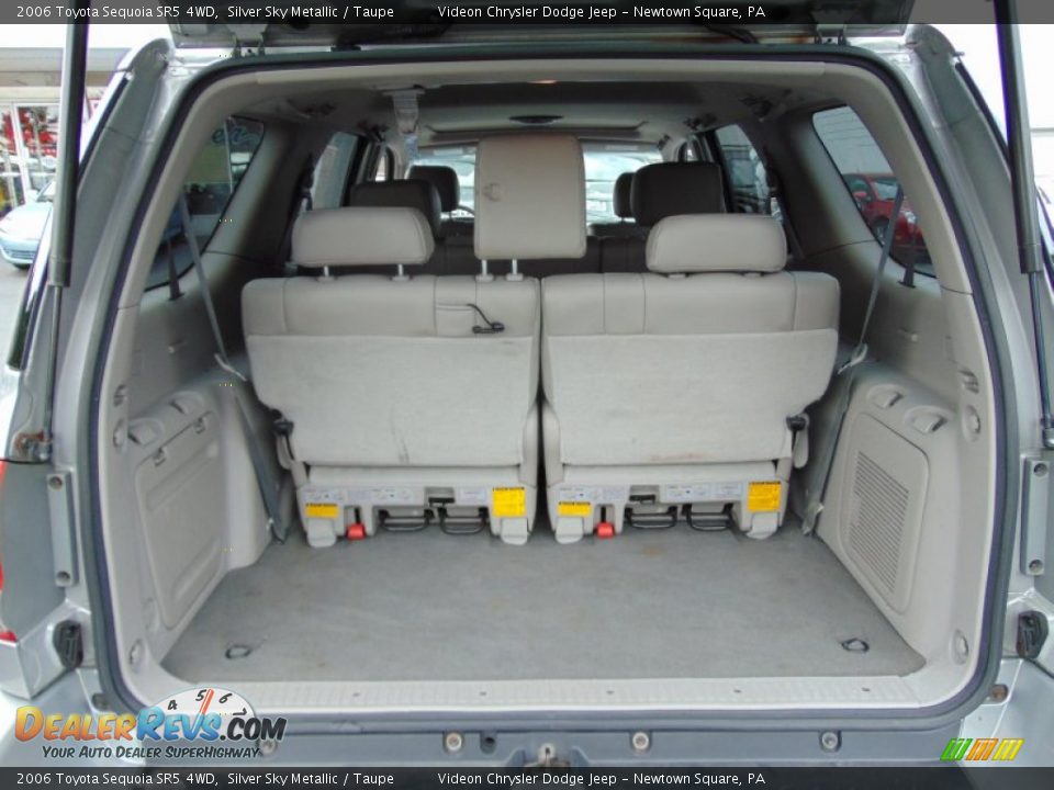 2006 Toyota Sequoia SR5 4WD Trunk Photo #25