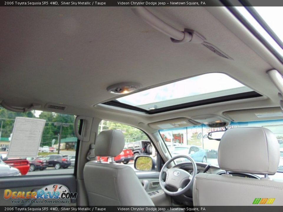 2006 Toyota Sequoia SR5 4WD Silver Sky Metallic / Taupe Photo #26