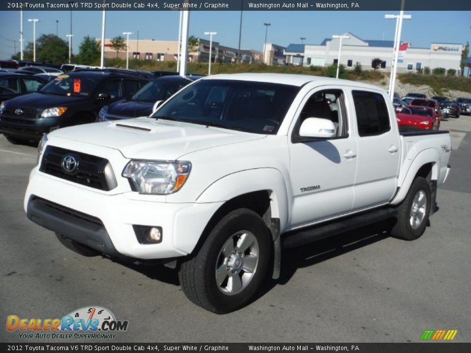 Front 3/4 View of 2012 Toyota Tacoma V6 TRD Sport Double Cab 4x4 Photo #5