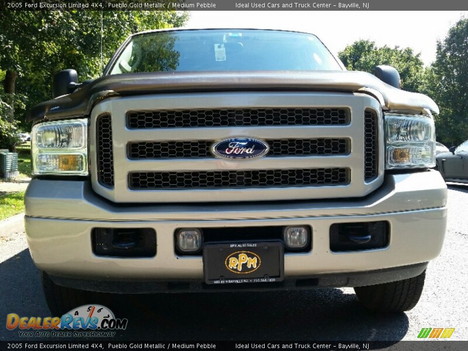 2005 Ford Excursion Limited 4X4 Pueblo Gold Metallic / Medium Pebble Photo #2