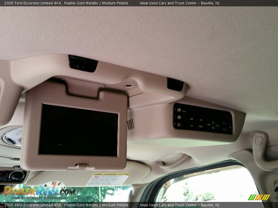 2005 Ford Excursion Limited 4X4 Pueblo Gold Metallic / Medium Pebble Photo #12