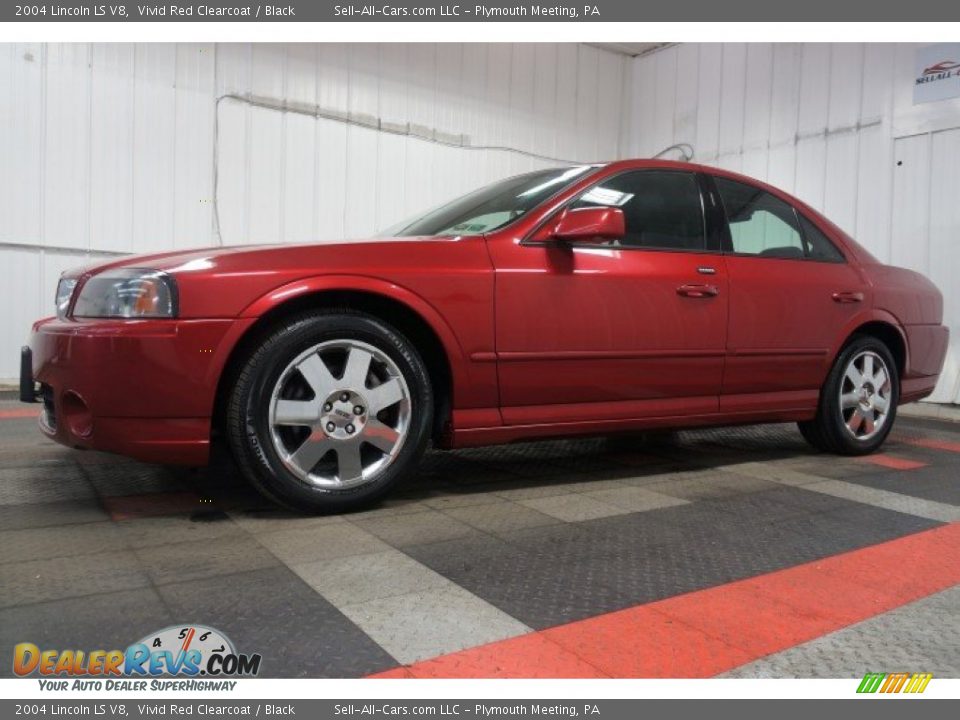 2004 Lincoln LS V8 Vivid Red Clearcoat / Black Photo #2
