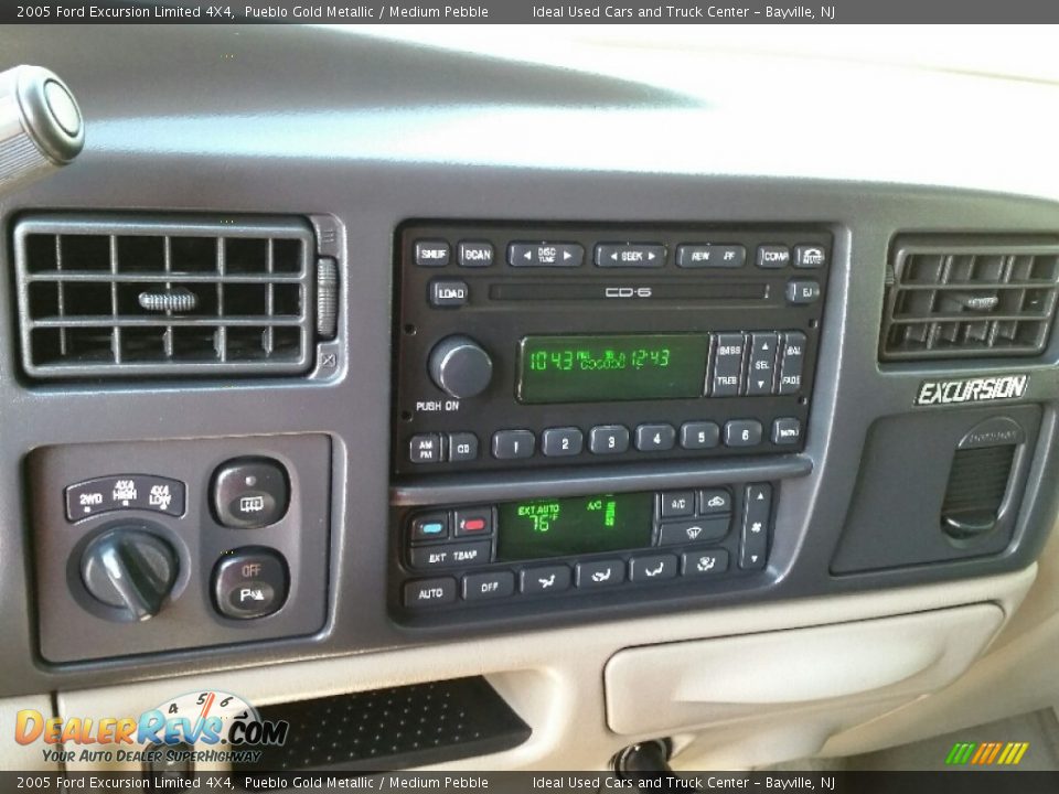 2005 Ford Excursion Limited 4X4 Pueblo Gold Metallic / Medium Pebble Photo #18