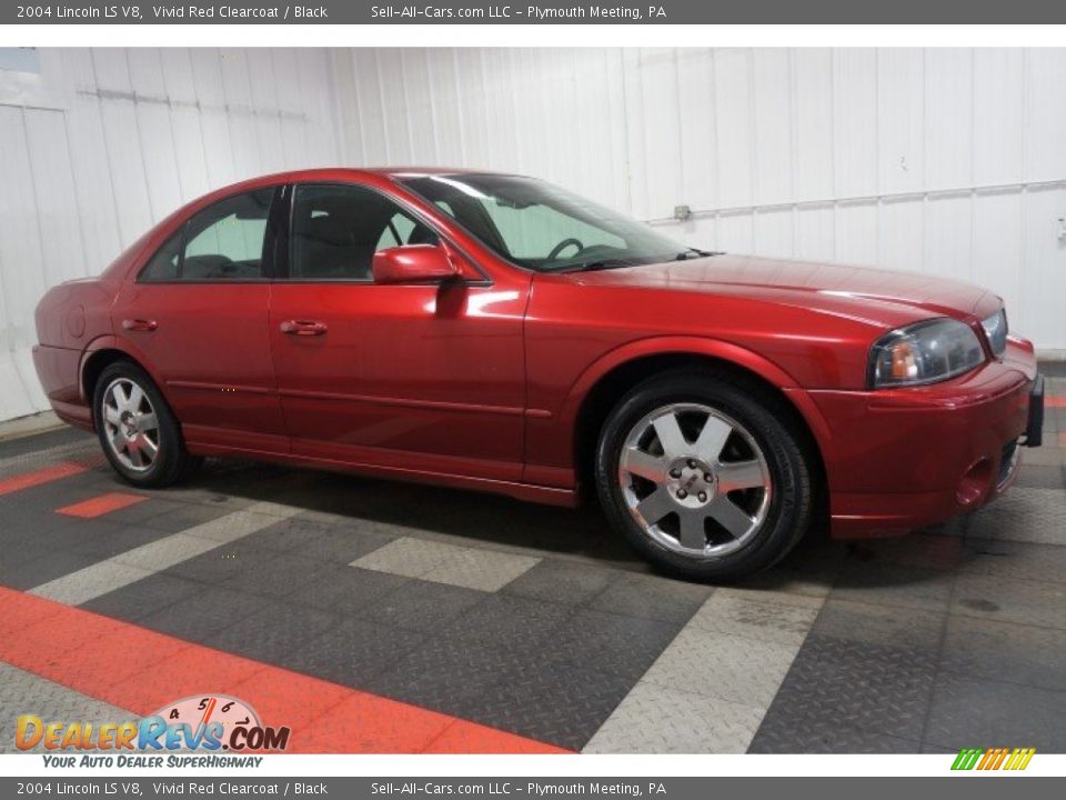 Vivid Red Clearcoat 2004 Lincoln LS V8 Photo #6