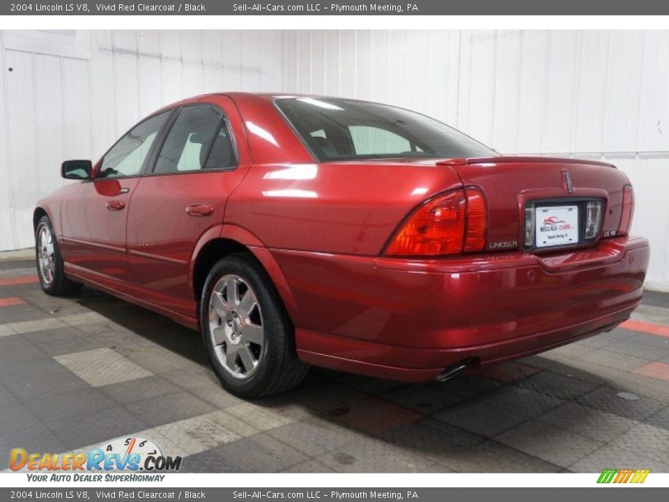 2004 Lincoln LS V8 Vivid Red Clearcoat / Black Photo #10