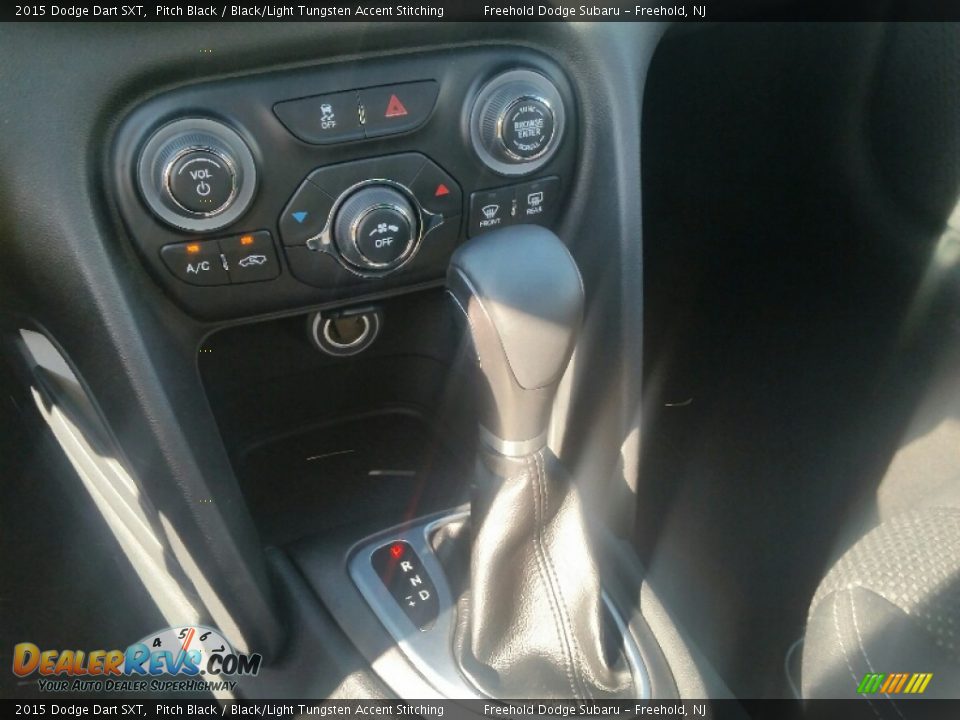 2015 Dodge Dart SXT Pitch Black / Black/Light Tungsten Accent Stitching Photo #22