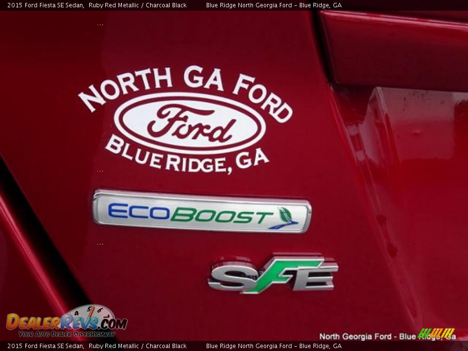 2015 Ford Fiesta SE Sedan Ruby Red Metallic / Charcoal Black Photo #26