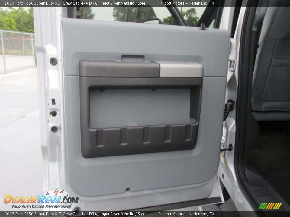 2016 Ford F350 Super Duty XLT Crew Cab 4x4 DRW Ingot Silver Metallic / Steel Photo #20