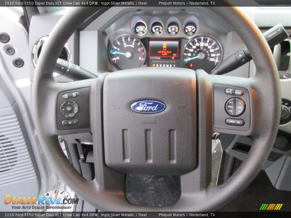 2016 Ford F350 Super Duty XLT Crew Cab 4x4 DRW Steering Wheel Photo #34