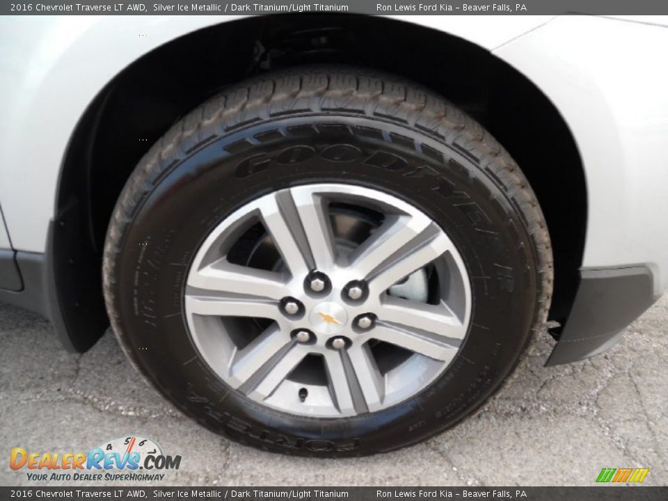 2016 Chevrolet Traverse LT AWD Silver Ice Metallic / Dark Titanium/Light Titanium Photo #11