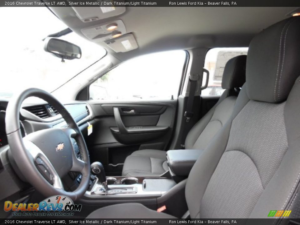 Dark Titanium/Light Titanium Interior - 2016 Chevrolet Traverse LT AWD Photo #12