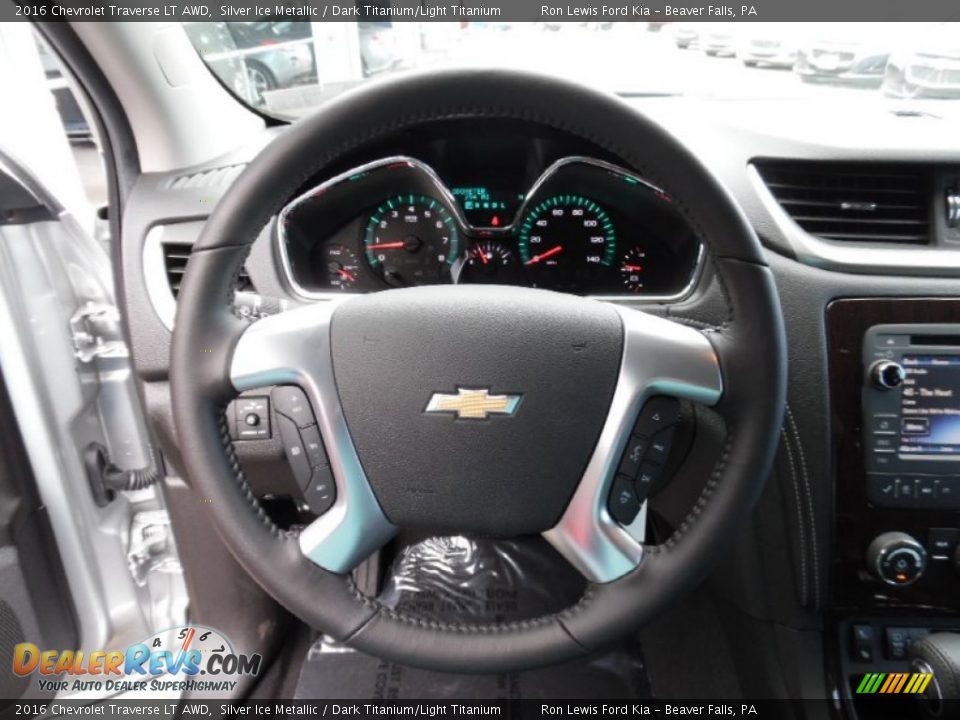 2016 Chevrolet Traverse LT AWD Silver Ice Metallic / Dark Titanium/Light Titanium Photo #17
