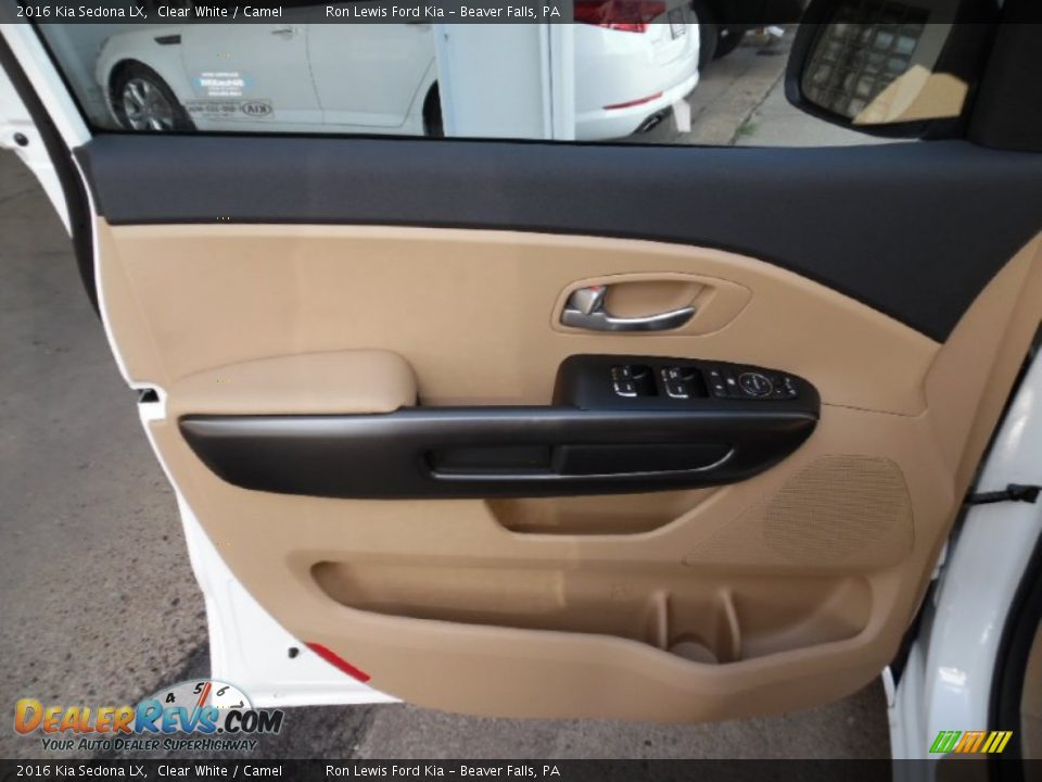 Door Panel of 2016 Kia Sedona LX Photo #15