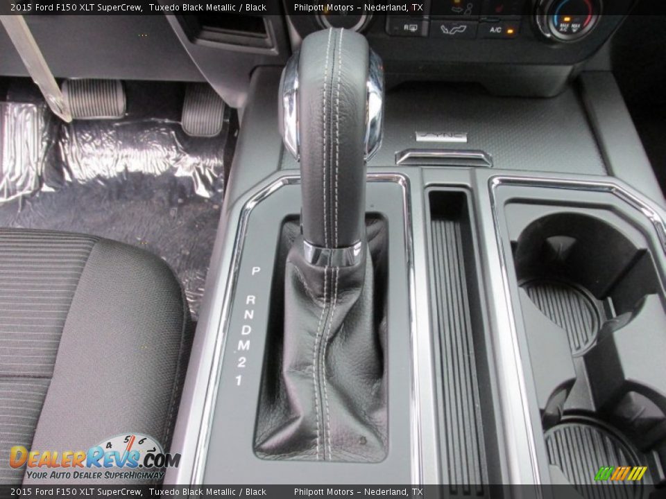 2015 Ford F150 XLT SuperCrew Tuxedo Black Metallic / Black Photo #31
