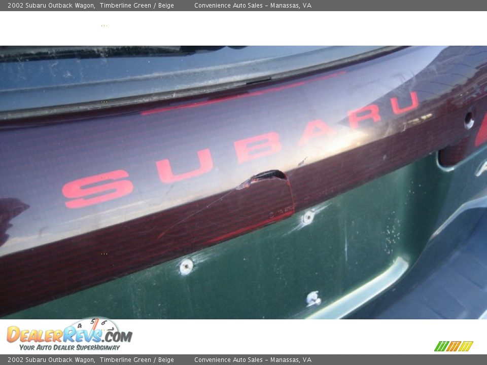 2002 Subaru Outback Wagon Timberline Green / Beige Photo #17