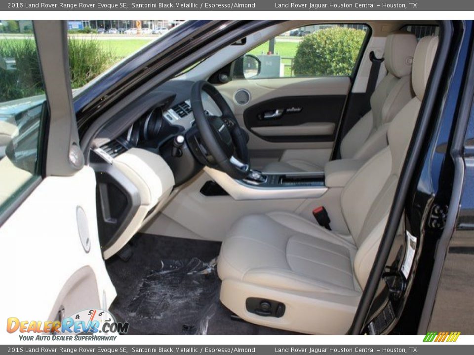 Front Seat of 2016 Land Rover Range Rover Evoque SE Photo #2