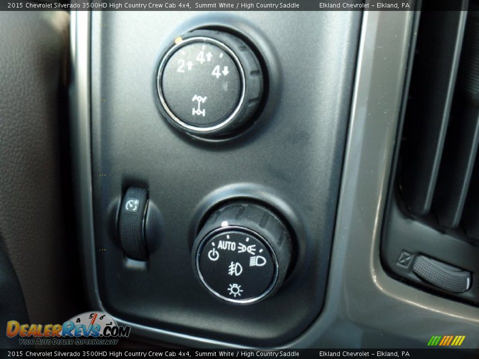 2015 Chevrolet Silverado 3500HD High Country Crew Cab 4x4 Summit White / High Country Saddle Photo #14