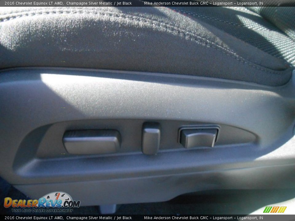 2016 Chevrolet Equinox LT AWD Champagne Silver Metallic / Jet Black Photo #11
