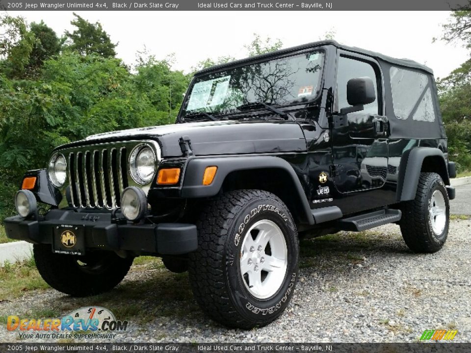 2005 Jeep Wrangler Unlimited 4x4 Black / Dark Slate Gray Photo #1