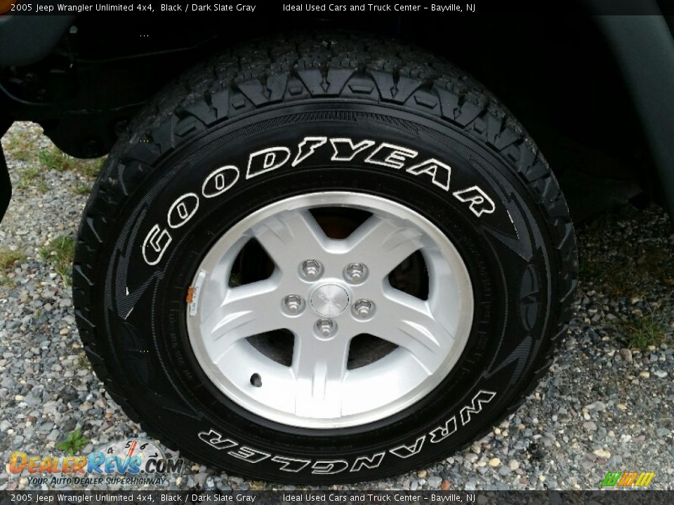 2005 Jeep Wrangler Unlimited 4x4 Black / Dark Slate Gray Photo #21