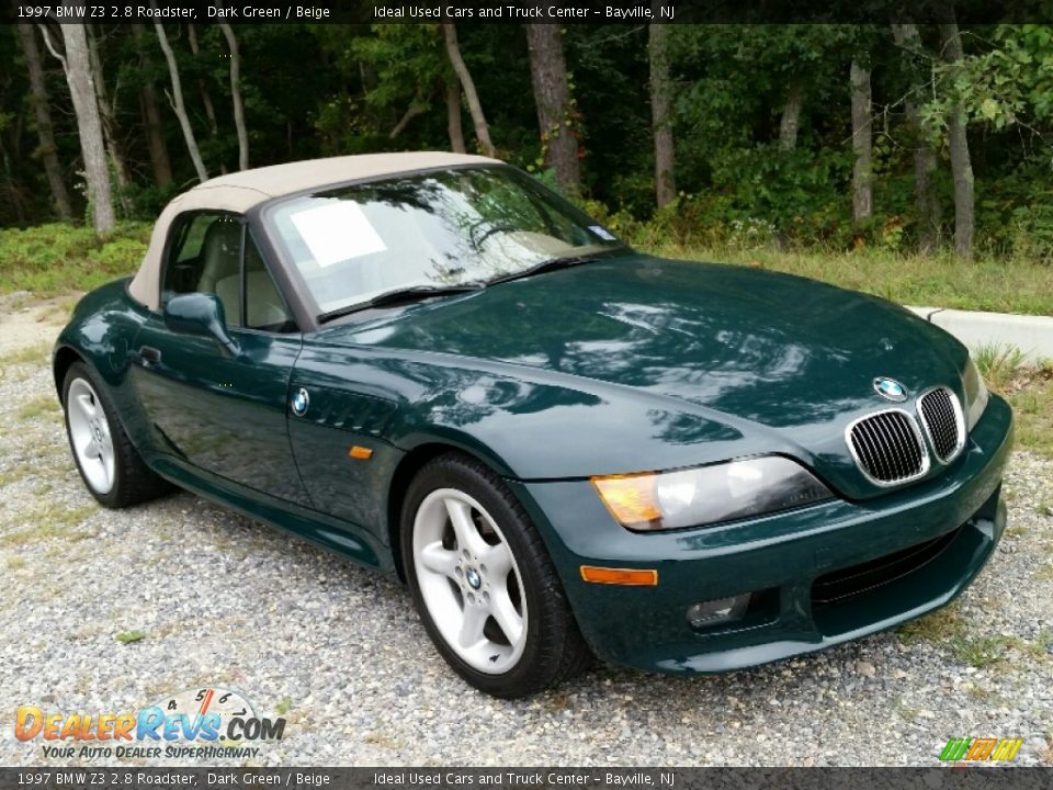Front 3/4 View of 1997 BMW Z3 2.8 Roadster Photo #8
