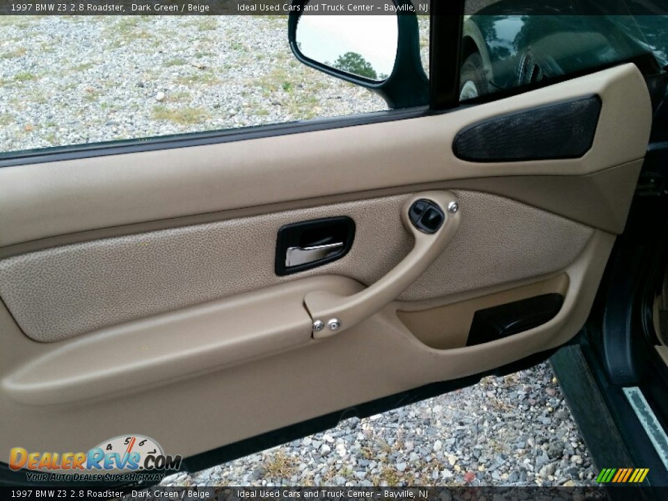 1997 BMW Z3 2.8 Roadster Dark Green / Beige Photo #16