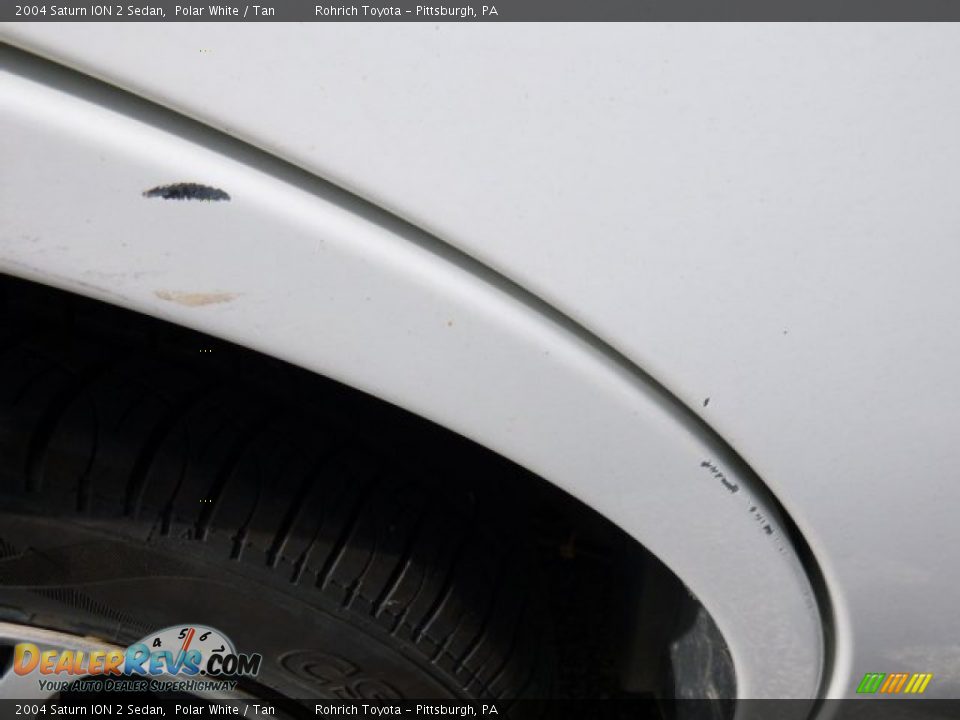 2004 Saturn ION 2 Sedan Polar White / Tan Photo #3