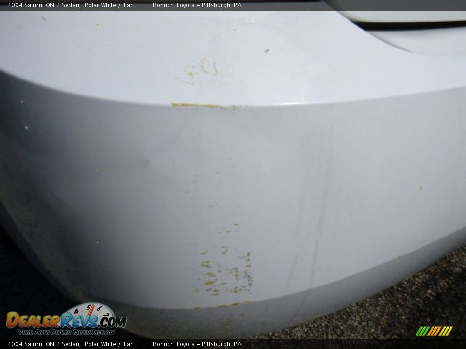 2004 Saturn ION 2 Sedan Polar White / Tan Photo #6