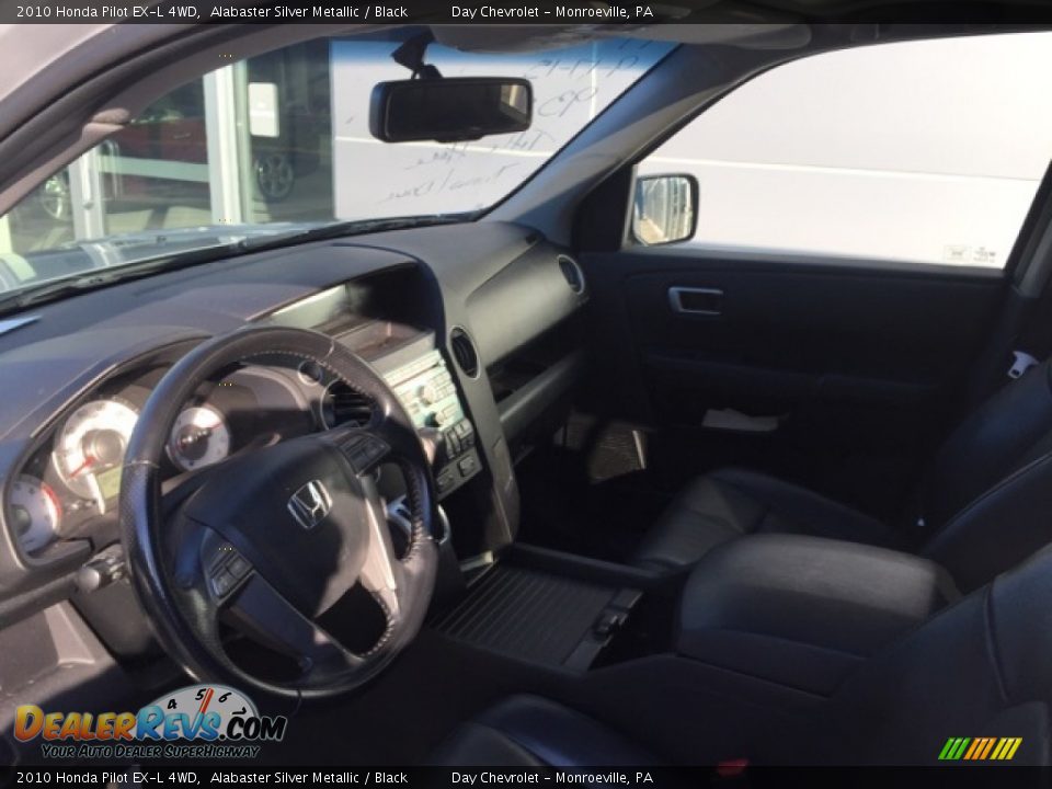 2010 Honda Pilot EX-L 4WD Alabaster Silver Metallic / Black Photo #5