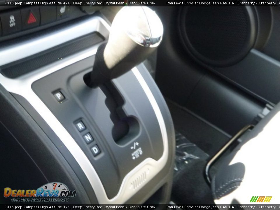 2016 Jeep Compass High Altitude 4x4 Shifter Photo #18