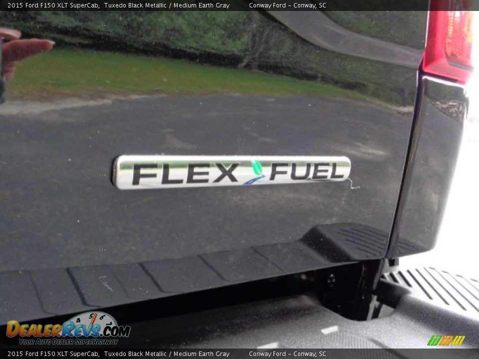 2015 Ford F150 XLT SuperCab Tuxedo Black Metallic / Medium Earth Gray Photo #5