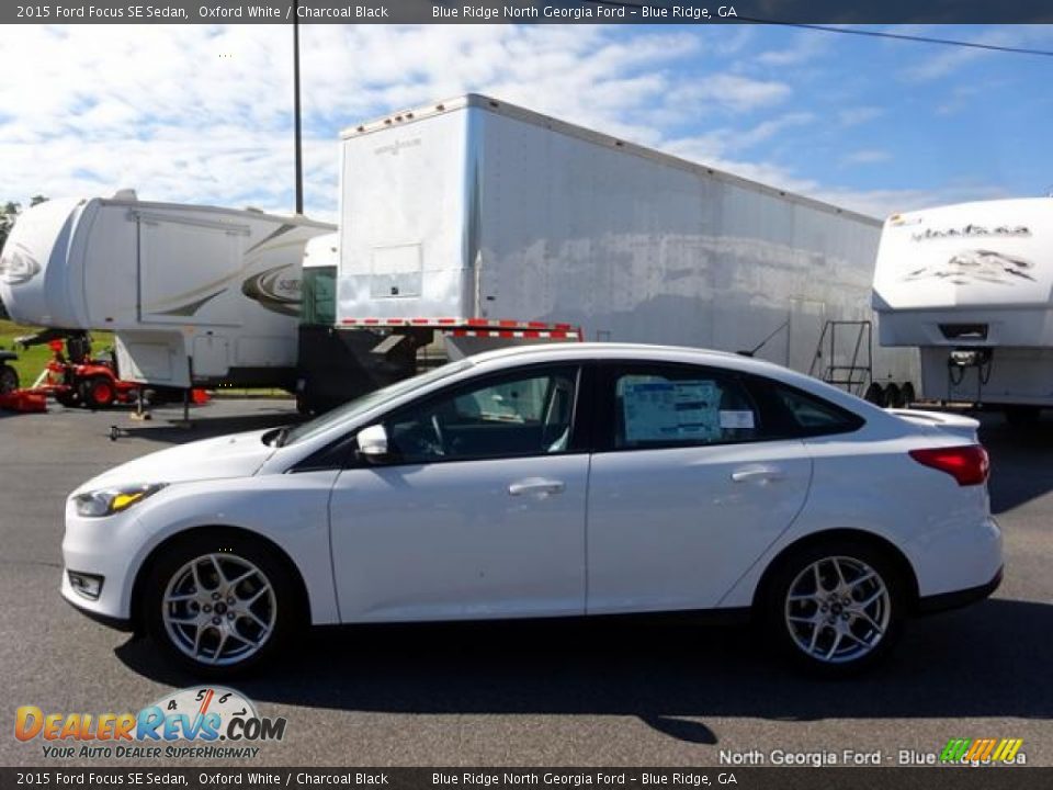 2015 Ford Focus SE Sedan Oxford White / Charcoal Black Photo #2