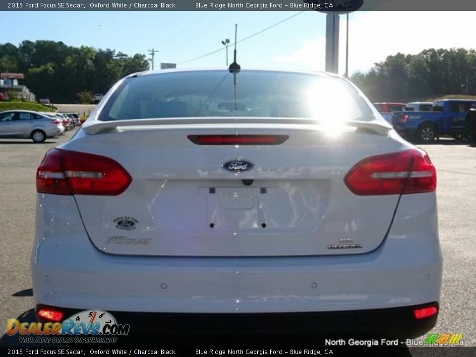 2015 Ford Focus SE Sedan Oxford White / Charcoal Black Photo #4