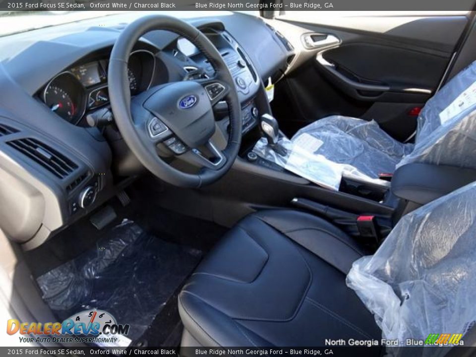 2015 Ford Focus SE Sedan Oxford White / Charcoal Black Photo #27