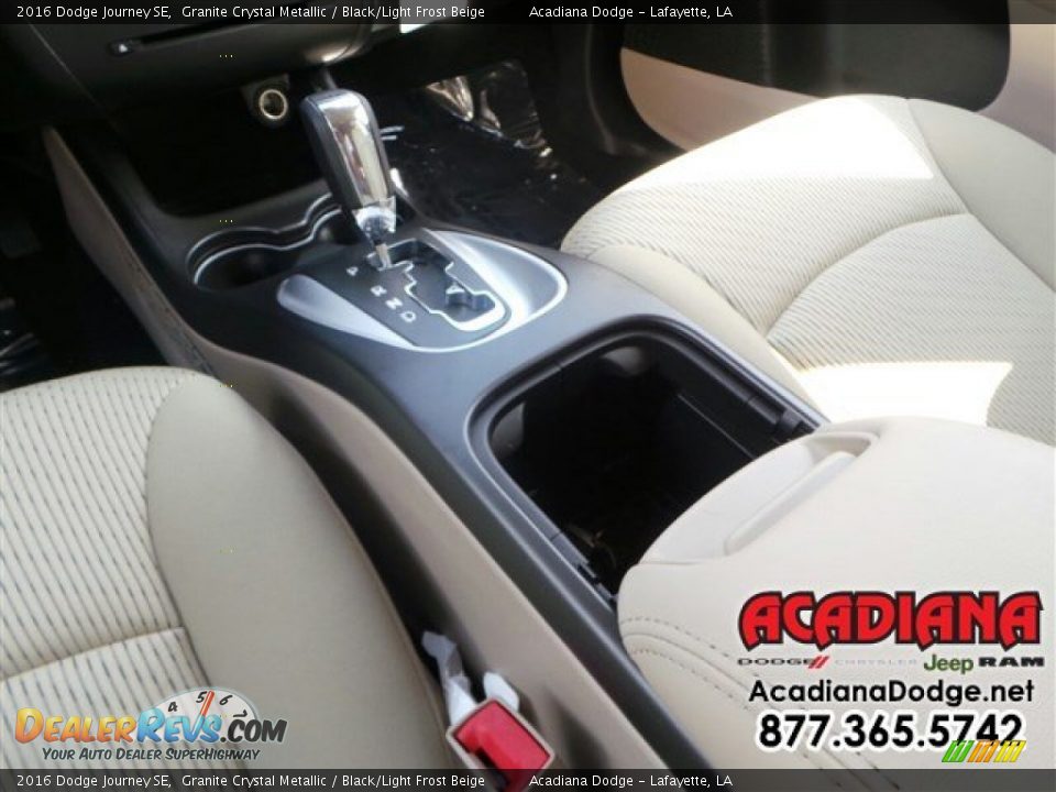 2016 Dodge Journey SE Granite Crystal Metallic / Black/Light Frost Beige Photo #8