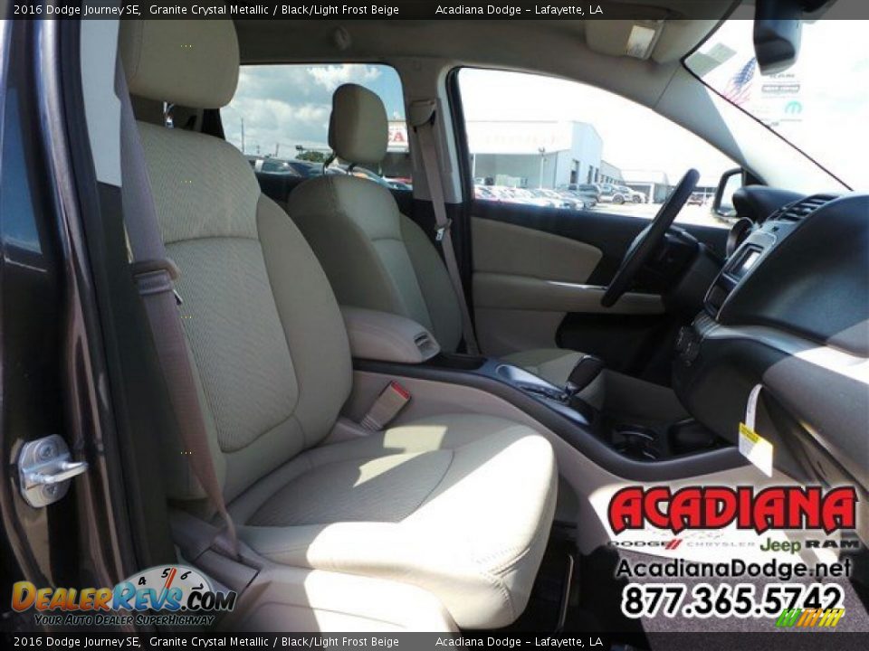 2016 Dodge Journey SE Granite Crystal Metallic / Black/Light Frost Beige Photo #10