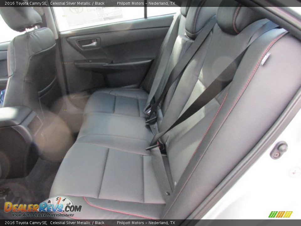 2016 Toyota Camry SE Celestial Silver Metallic / Black Photo #18