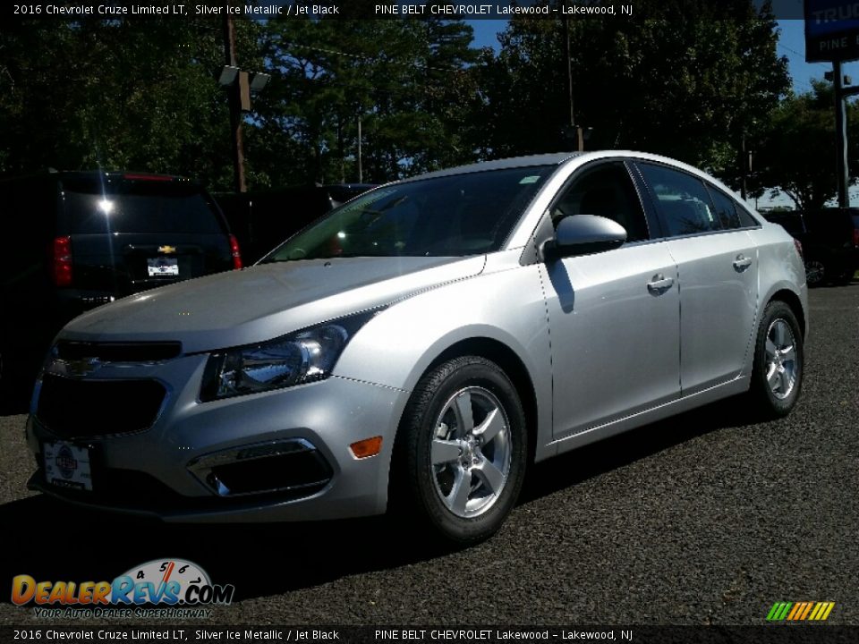 2016 Chevrolet Cruze Limited LT Silver Ice Metallic / Jet Black Photo #1