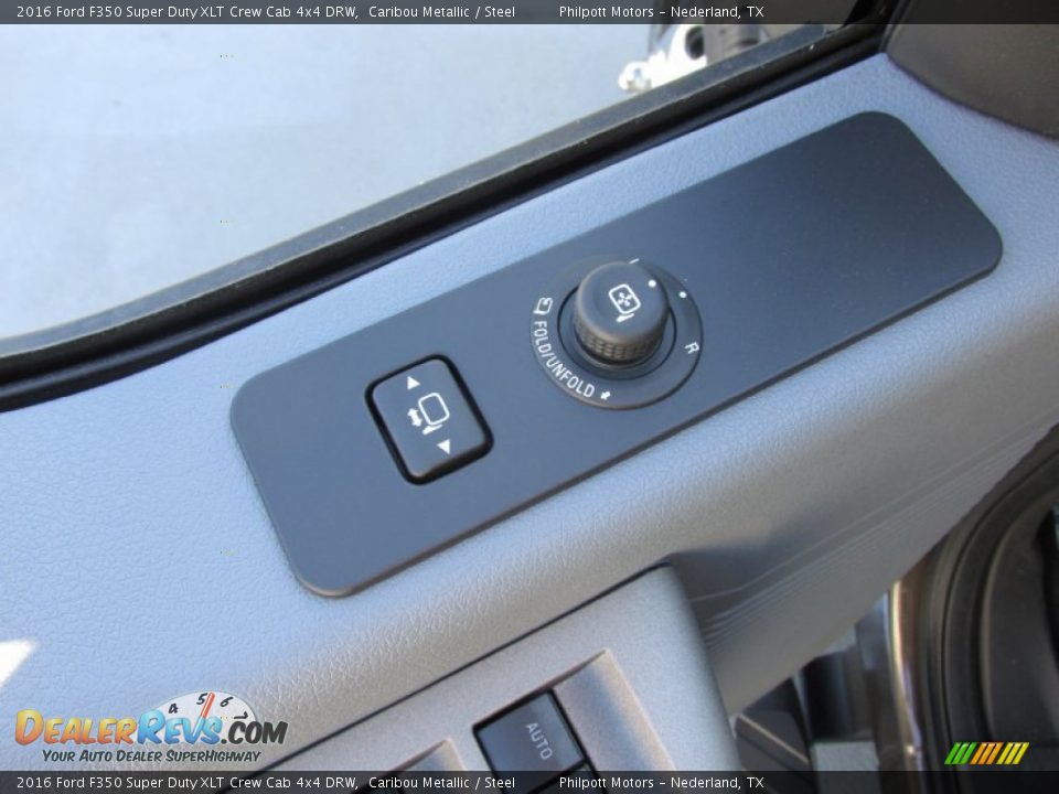 2016 Ford F350 Super Duty XLT Crew Cab 4x4 DRW Caribou Metallic / Steel Photo #22