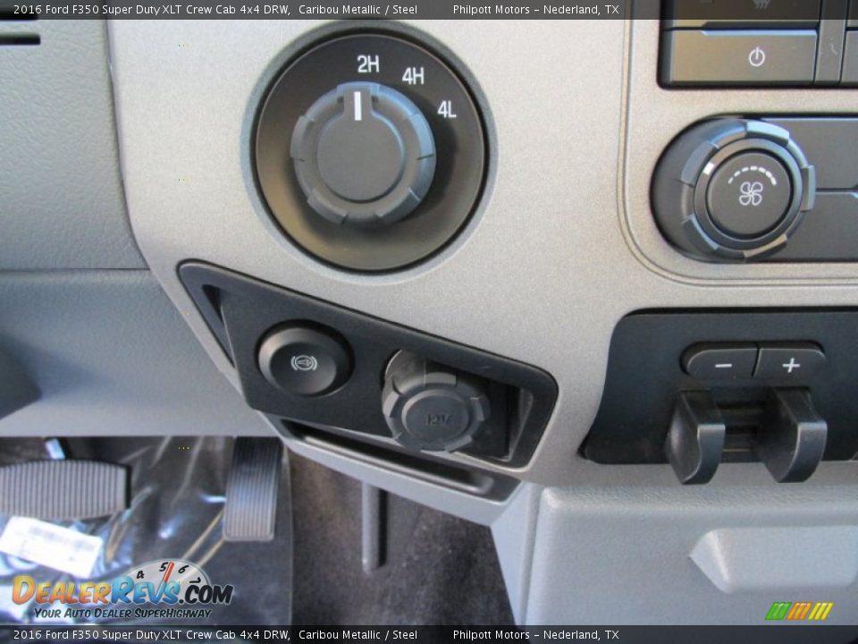2016 Ford F350 Super Duty XLT Crew Cab 4x4 DRW Caribou Metallic / Steel Photo #32