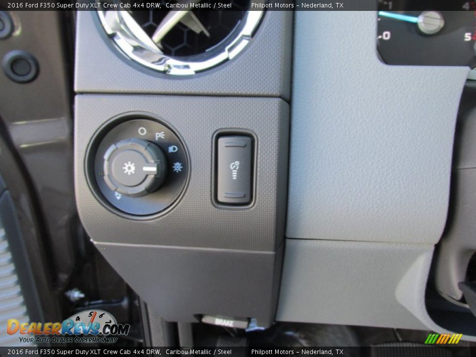 2016 Ford F350 Super Duty XLT Crew Cab 4x4 DRW Caribou Metallic / Steel Photo #35