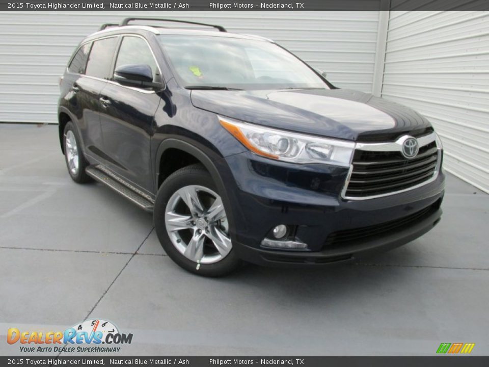 Front 3/4 View of 2015 Toyota Highlander Limited Photo #2