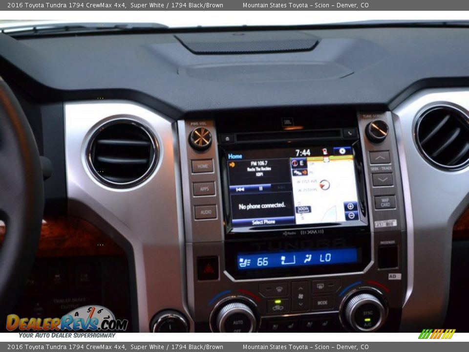 2016 Toyota Tundra 1794 CrewMax 4x4 Super White / 1794 Black/Brown Photo #7