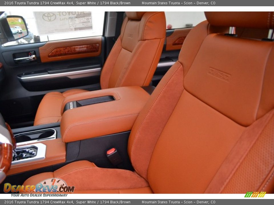 2016 Toyota Tundra 1794 CrewMax 4x4 Super White / 1794 Black/Brown Photo #8