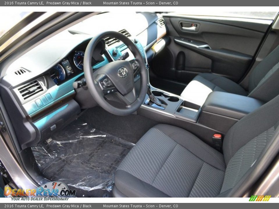 2016 Toyota Camry LE Predawn Gray Mica / Black Photo #5
