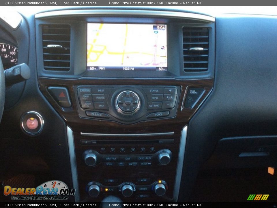 2013 Nissan Pathfinder SL 4x4 Super Black / Charcoal Photo #10