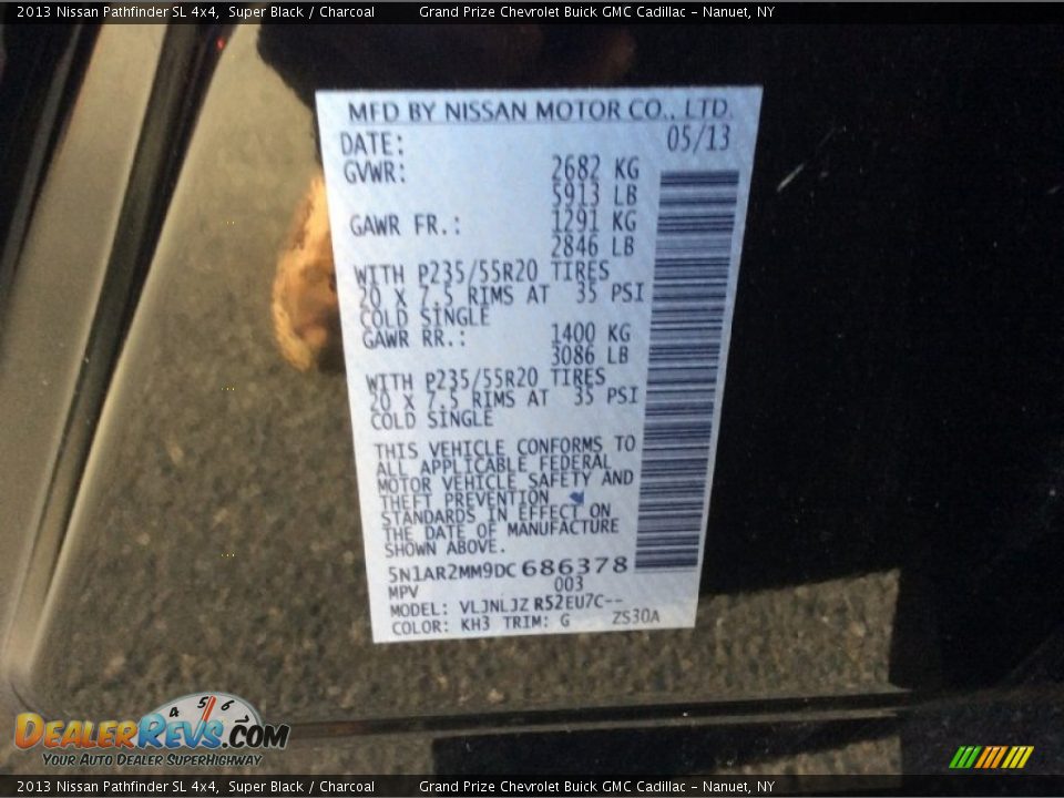 2013 Nissan Pathfinder SL 4x4 Super Black / Charcoal Photo #19