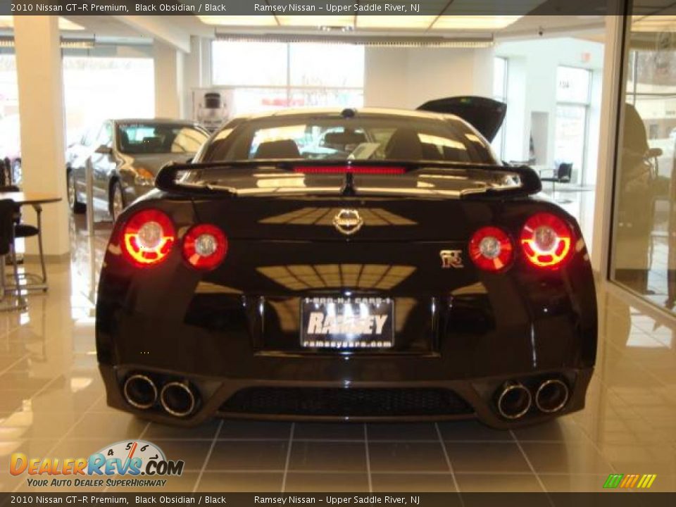 2010 Nissan GT-R Premium Black Obsidian / Black Photo #9