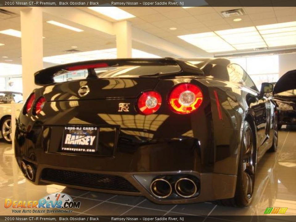 2010 Nissan GT-R Premium Black Obsidian / Black Photo #12