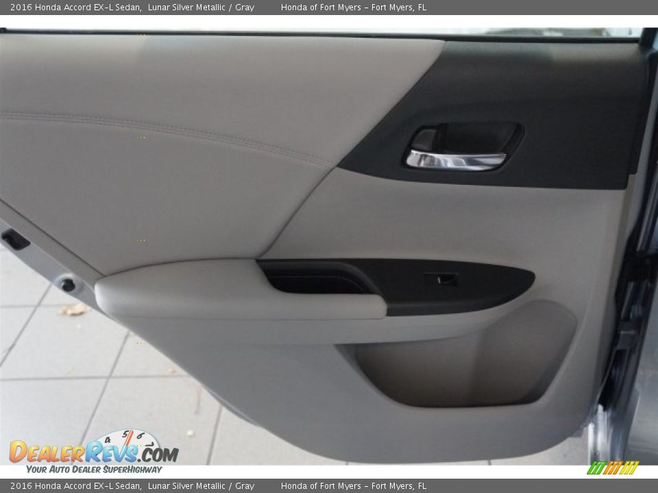 2016 Honda Accord EX-L Sedan Lunar Silver Metallic / Gray Photo #17